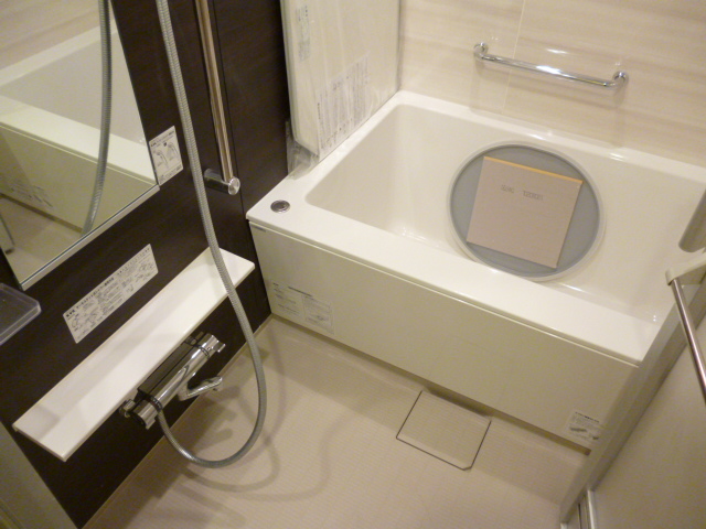 バス・シャワールーム　バスルーム※別部屋参考写真