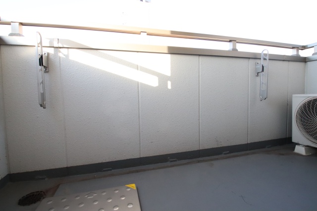 バルコニー　※別室の参考写真の為、現況優先です。