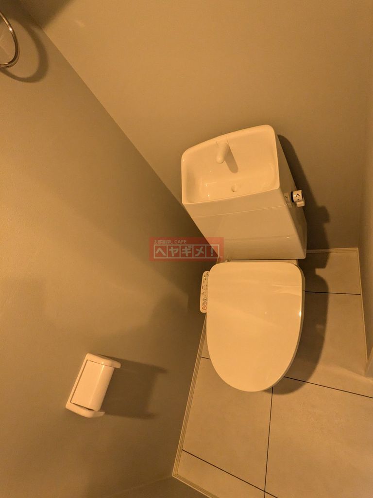 トイレ　トイレ