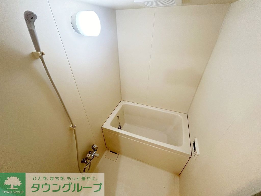 バス・シャワールーム　バス