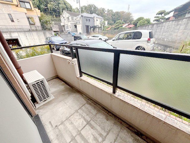 バルコニー　バルコニー