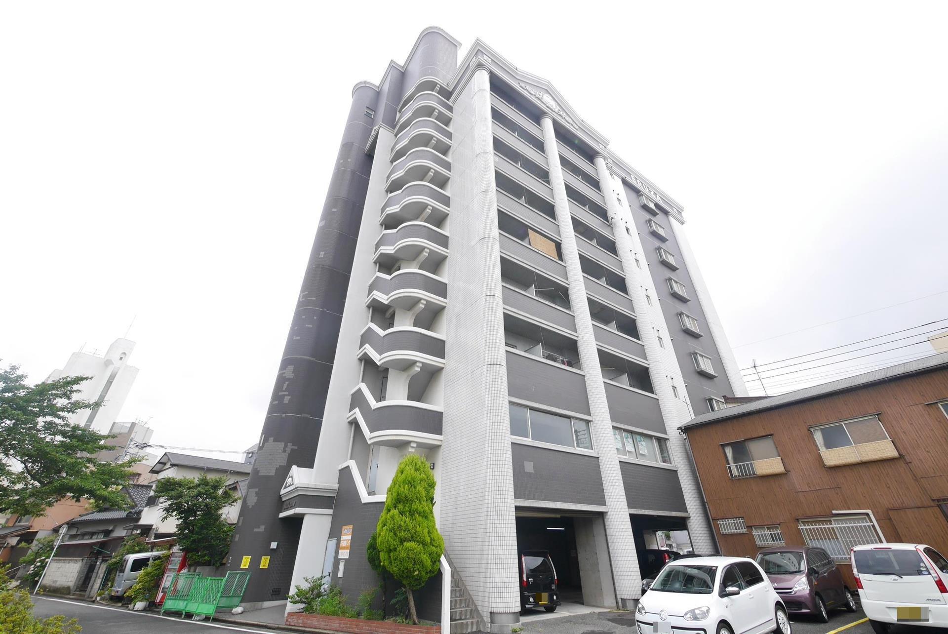 建物外観　郵便局目の前！