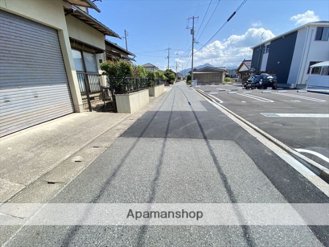 その他　前面道路（その他）まで0m