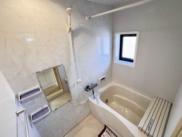 バス・シャワールーム　バスルーム