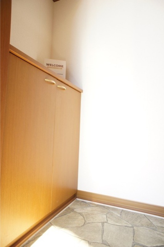 玄関　図面と現状に相違がある場合には現状を優先