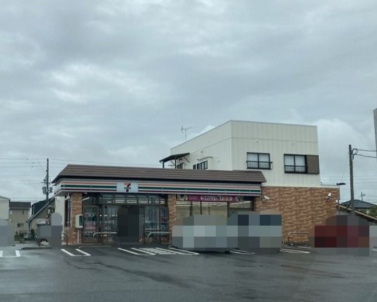 コンビニ　セブンイレブン白根大通黄金店（コンビニ）まで269m
