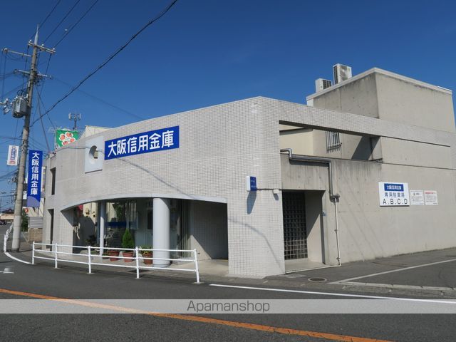 銀行　大阪信用金庫忠岡支店（銀行）まで358m