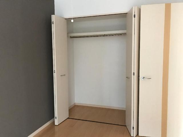 収納　洋室クローゼット