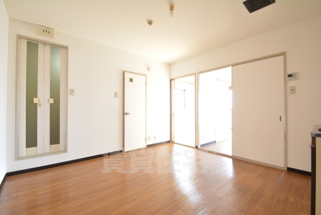 居室・リビング　リビング