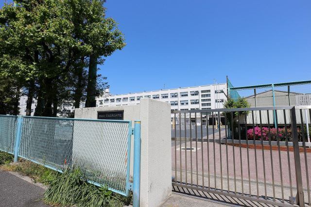 小学校　横浜市立すみれが丘小学校（小学校）まで314m