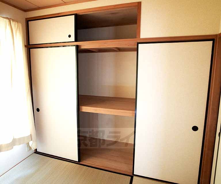 収納　大きめの収納も完備されています・