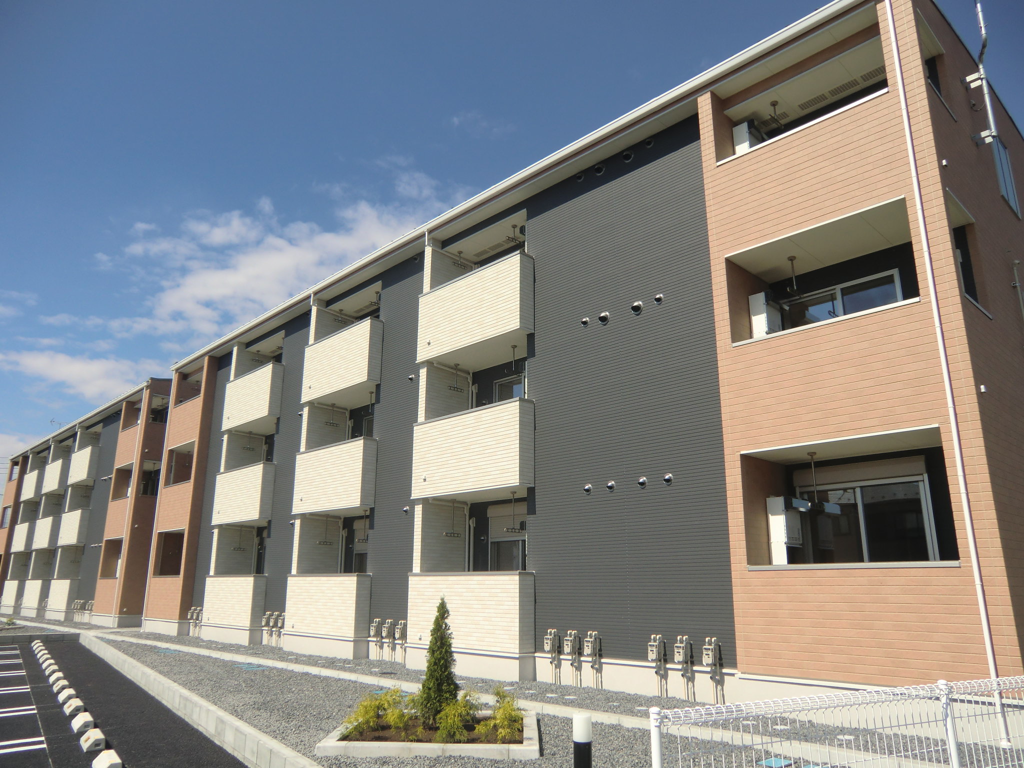 建物外観　建物外観