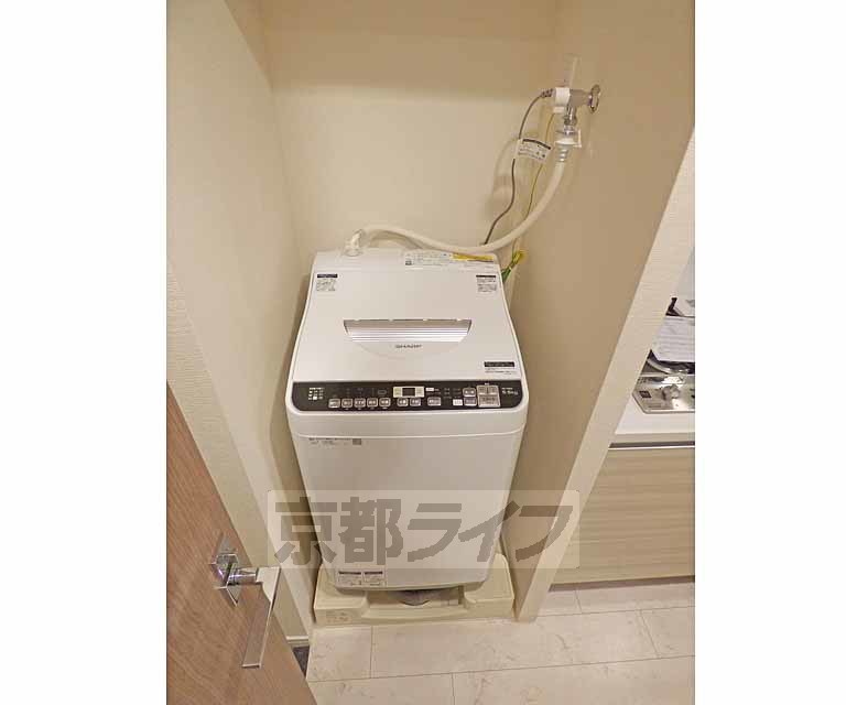 その他設備　室内洗濯機置きです。