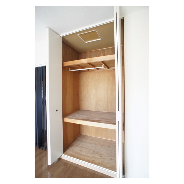 収納　シンプルで使いやすいクローゼット