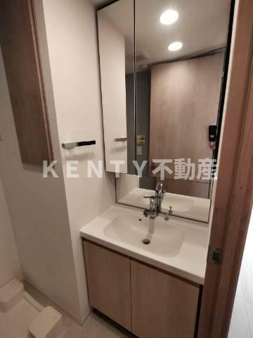 洗面設備　忙しい朝には欠かせない洗面所です