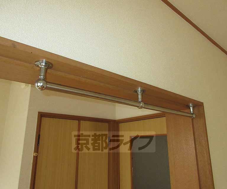 その他設備　服や洗濯物もかけられます！