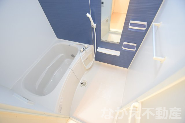 バス・シャワールーム　ゆったり過ごせるお風呂です