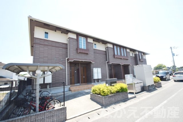 建物外観　外観は落ち着いています