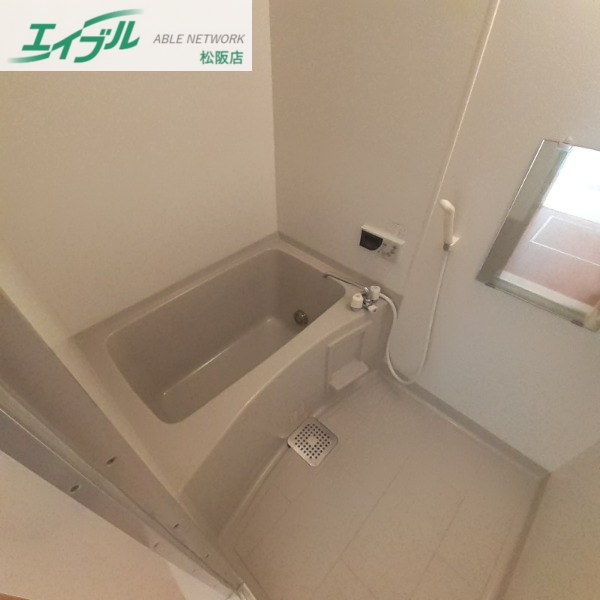 バス・シャワールーム　別部屋のお写真です！