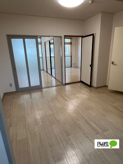 居室・リビング　リビング