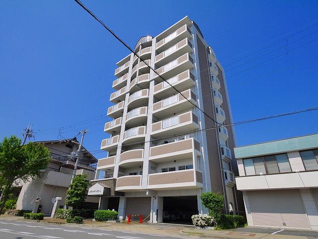 建物外観　外観は落ち着いています