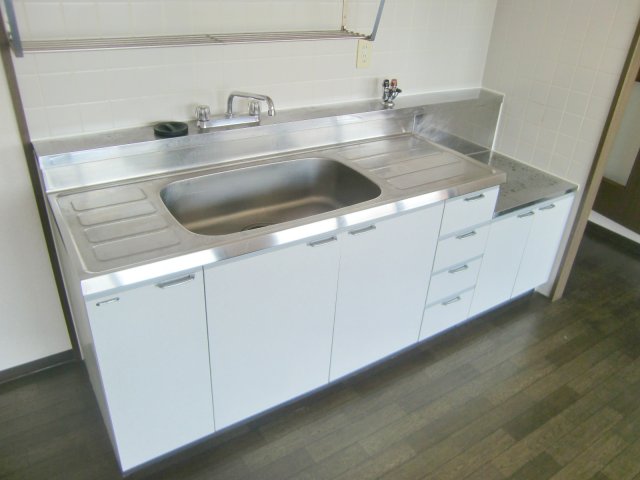 キッチン　キッチンでお料理をお楽しみください