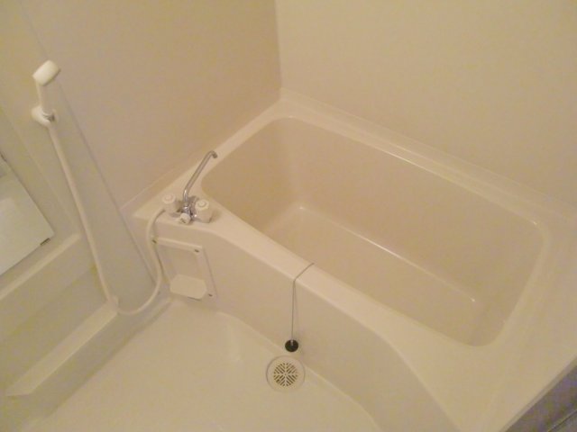 バス・シャワールーム　日々の暮らしに欠かせないお風呂です