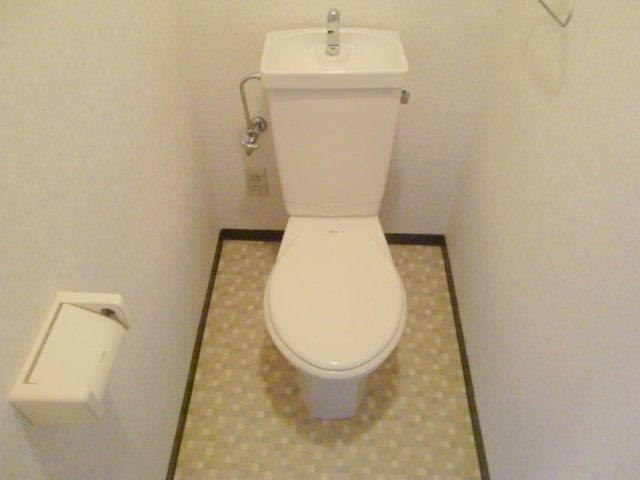 トイレ　落ち着いたトイレです