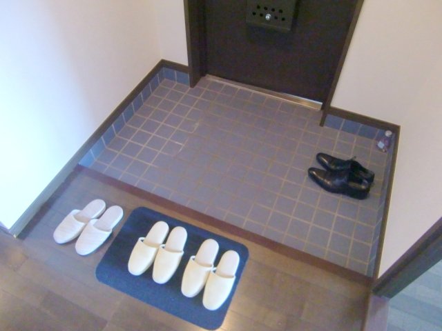 玄関　シンプルで使いやすい玄関です