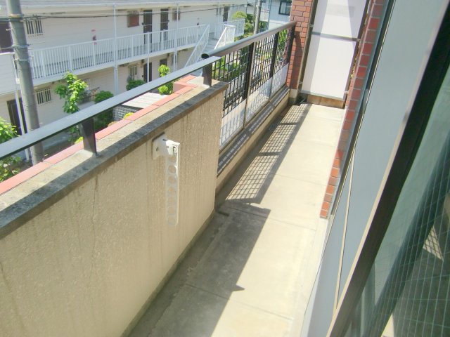 バルコニー　広々としたバルコニーです