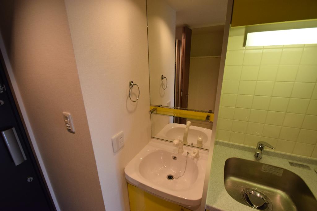 洗面設備　洗髪洗面化粧台