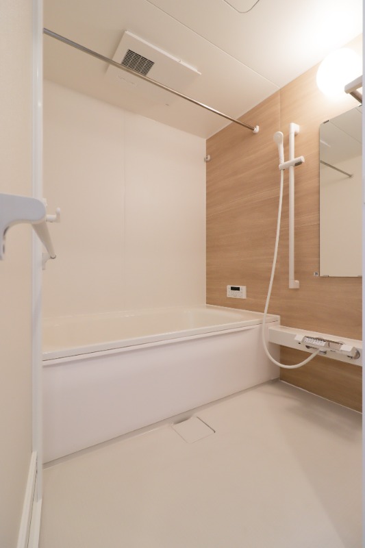 バス・シャワールーム　図面と現状に相違がある場合には現状を優先