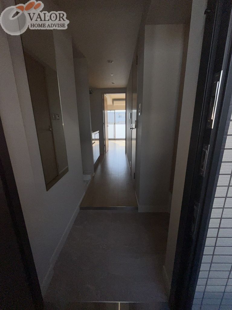 玄関　※同タイプ参考写真