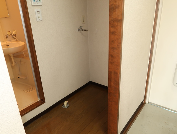 その他設備　洗濯機置場