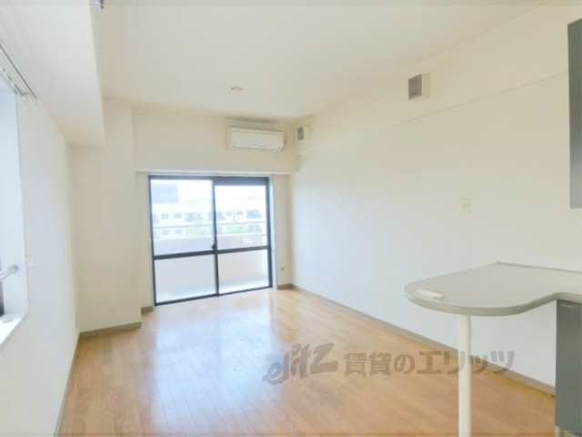 居室・リビング　洋室