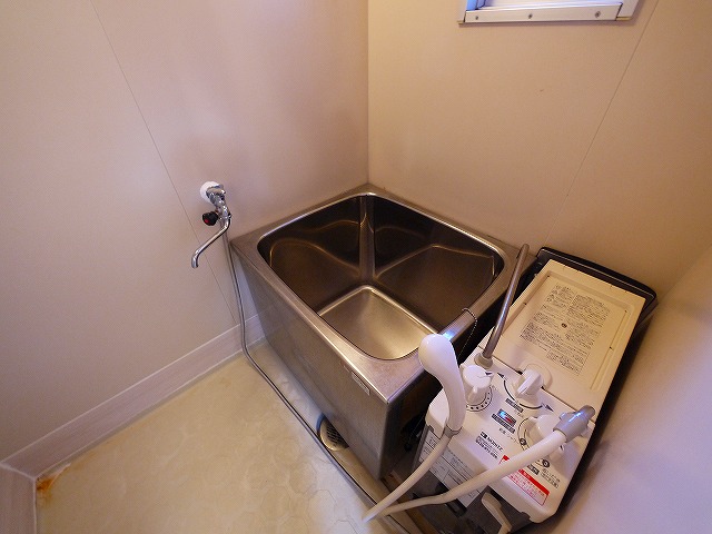 バス・シャワールーム　お風呂です