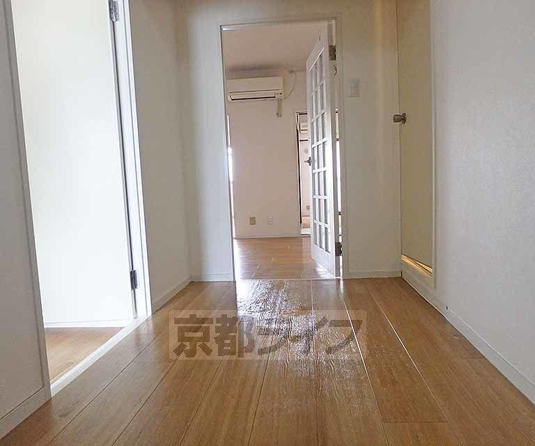 その他部屋・スペース　玄関からお部屋までの廊下です。