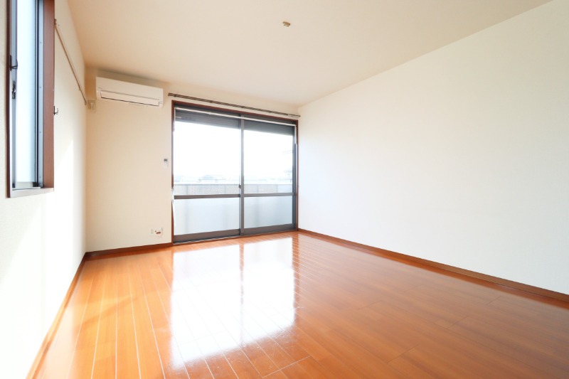 居室・リビング　図面と現状に相違がある場合には現状を優先