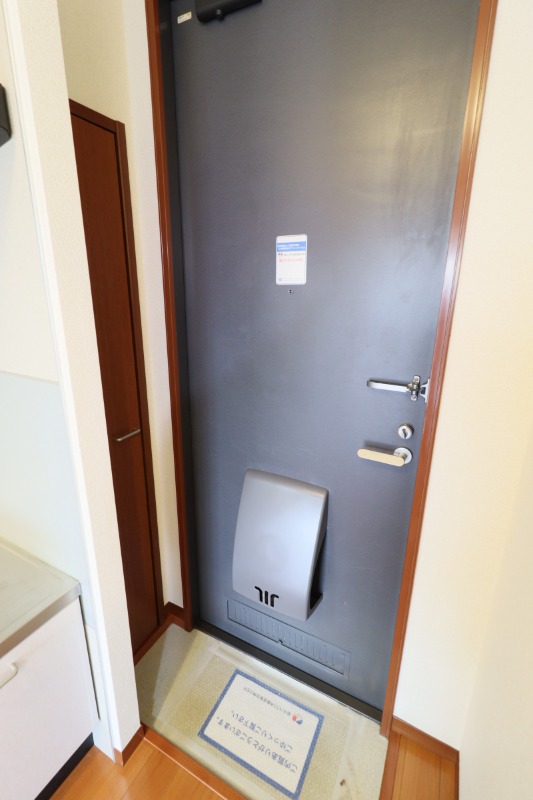 玄関　図面と現状に相違がある場合には現状を優先