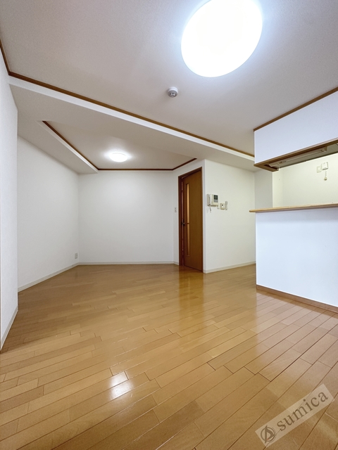 居室・リビング　広々１０．２帖・リビングスペースです♪♪