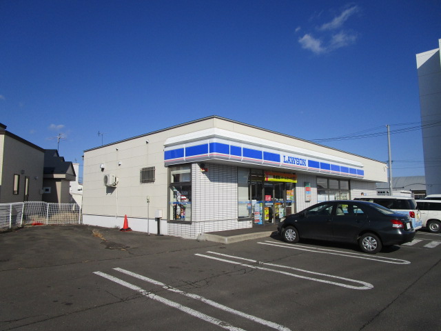 コンビニ　ローソン　釧路堀川町（コンビニ）まで60m