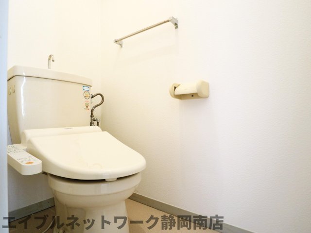 トイレ　トイレもきれいです