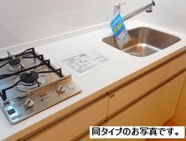 キッチン　モデルルーム参考写真