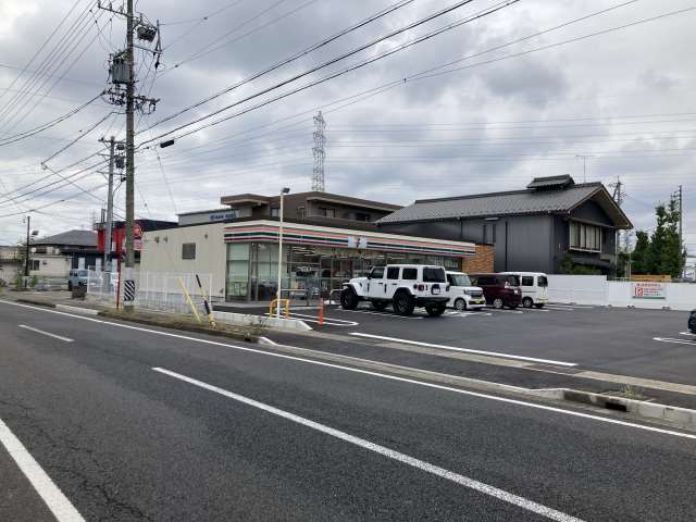 コンビニ　セブン－イレブン岐阜六条北４丁目店（コンビニ）まで774m