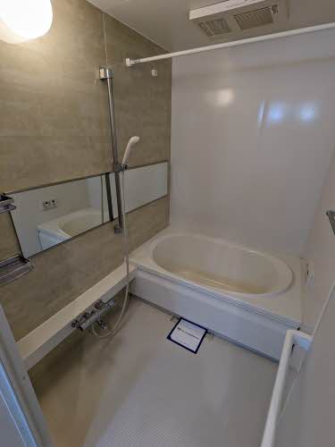 バス・シャワールーム