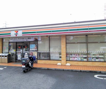 コンビニ　セブンイレブン 川崎夢見ヶ崎店（コンビニ）まで324m