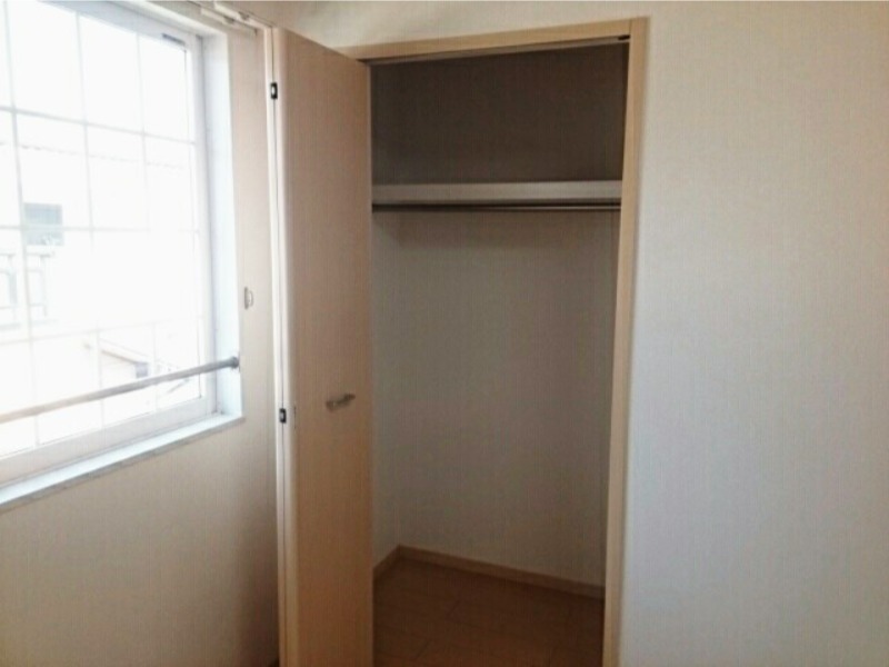 収納　図面と現状に相違がある場合には現状を優先