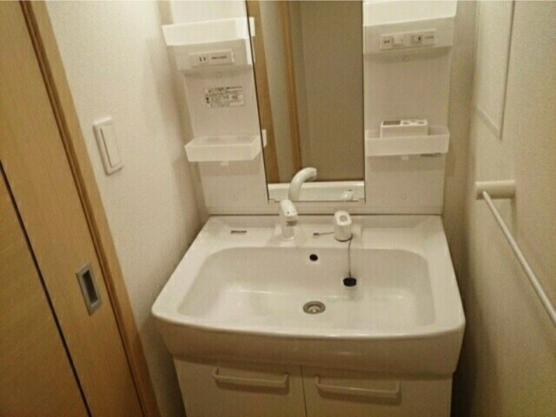 洗面設備　図面と現状に相違がある場合には現状を優先