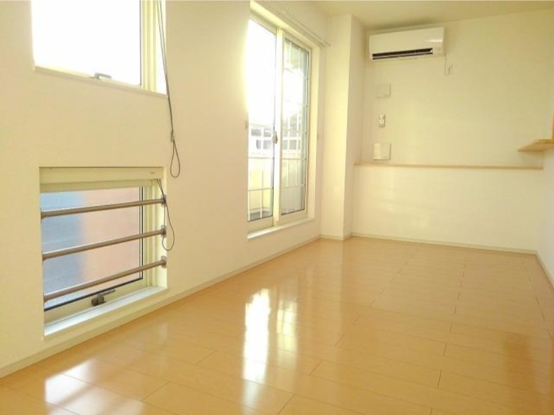 居室・リビング　図面と現状に相違がある場合には現状を優先