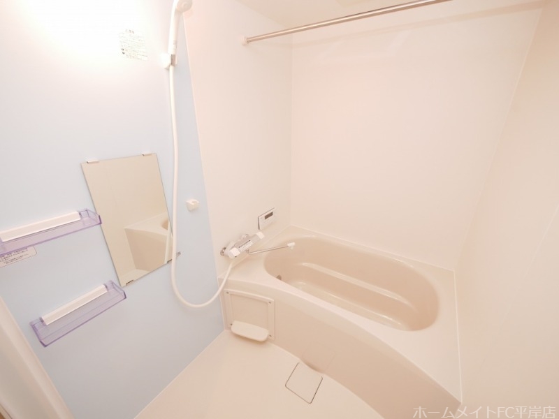 バス・シャワールーム　ゆったりとしたお風呂です♪